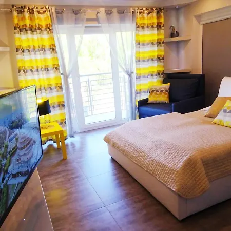 Apartment Na Grobli 123 *